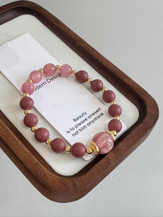 Lady Huafang + Pink Glaze