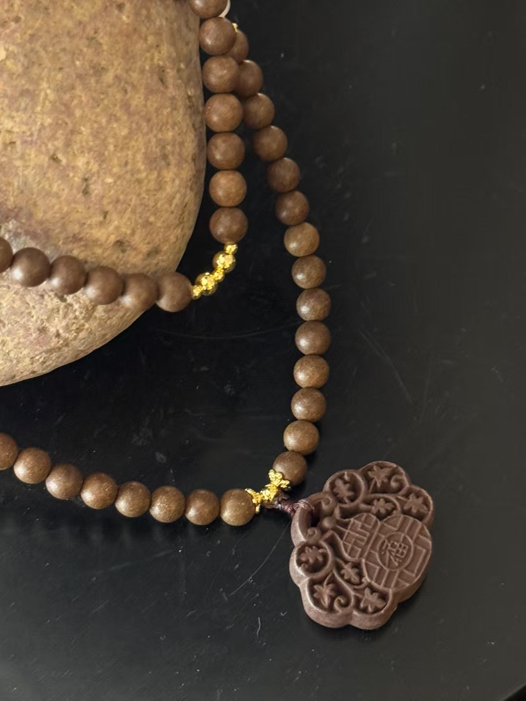 Neck Scent Pendant: Vitality Aroma Beads