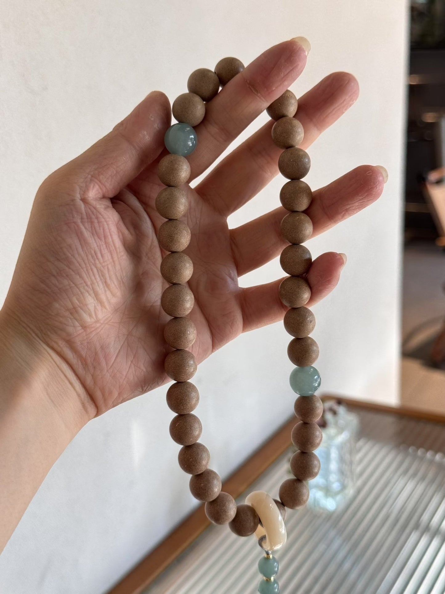 Double-Loop White Ambergris Handheld Strand